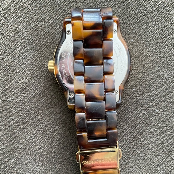 Michael Kors Watch - Picture 2 of 2